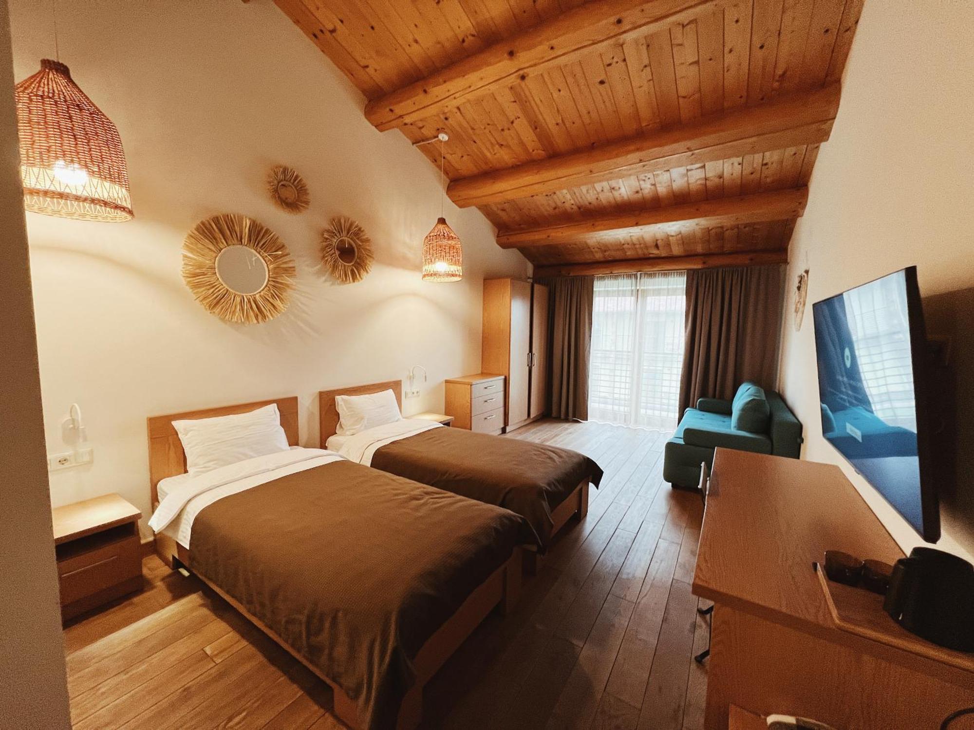 Eden Resort Yasnogorodka  Exterior photo